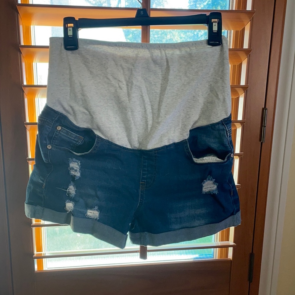 Over the belly maternity jeans shorts